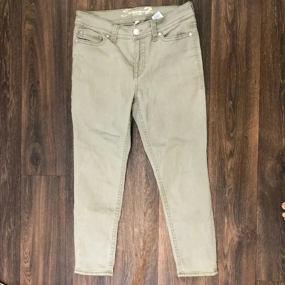 Seven7 Starlette Crop green pants Women's Size 12 - Picture 2 of 9